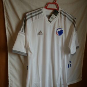 Nueva y Player Issue - Copenhague (Dinamarca)