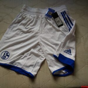 Nueva - Schalke 04 - player issue