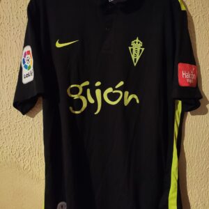 Match Worn / issue - Sporting de Gijon - 31 Isma Azpiri