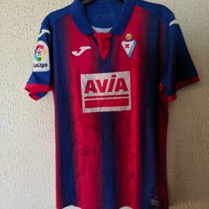 SD Eibar - firmada por la plantilla