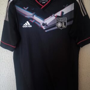 Player Issue - Olympique de Lyonnais - Lyon
