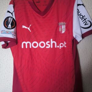 Player Issue y firmada vs IF Elfsborg - SC Sporting Braga (Portugal) - 2 Victor Gomez