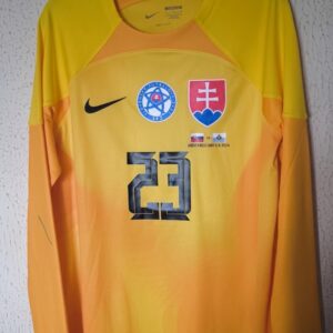 Player Issue vs San Marino - Eslovaquia Slovakia - 23 Henrich Ravas