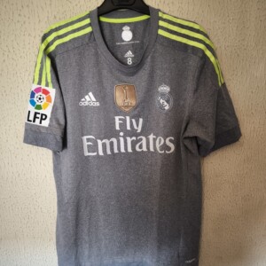 Match Worn - Real Madrid CF - 5 Fabio Coentrao