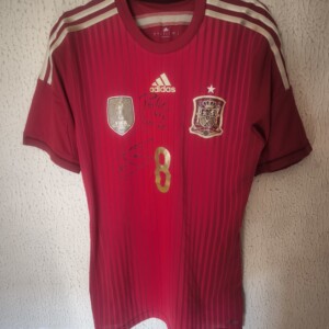 Player Issue / Match Worn y firmada - Seleccion de España - 8 Xavi Hernandez