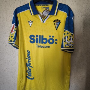 Nueva - Cadiz CF - 28 Alvaro Bastida - player issue
