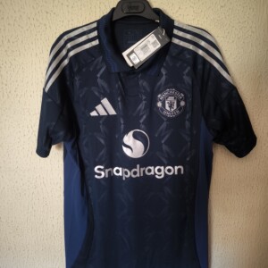 Nueva - Manchester United