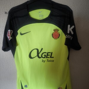 Player Issue vs FC Barcelona - RCD Mallorca - 20 Chiquinho