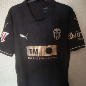 Valencia CF - player issue
