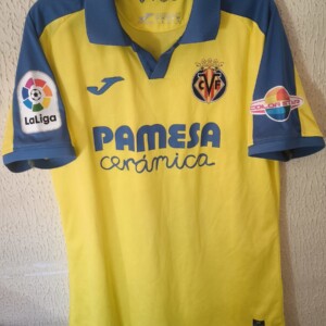 Player Issue vs Real Betis - Villarreal CF - 6 Etienne Capoue